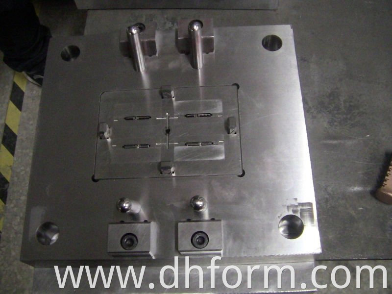 Custom medical parts plastic injection mold